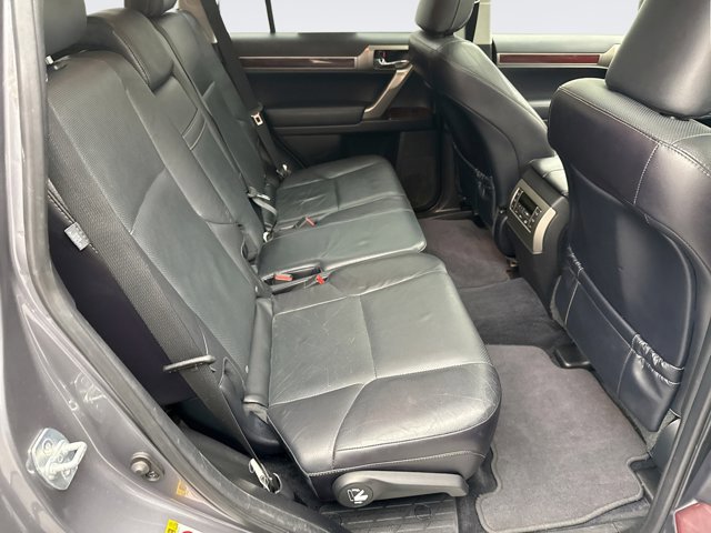 Used 2018 Lexus GX 460 image 19