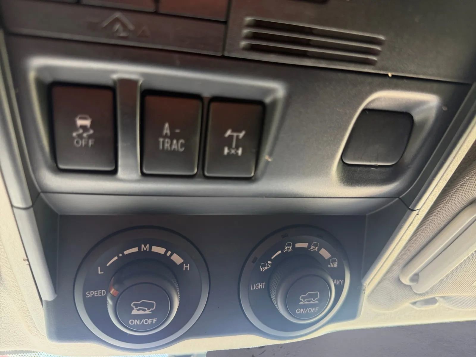 Used 2019 Toyota 4Runner TRD Off-Road Premium AWD/4WD image 20