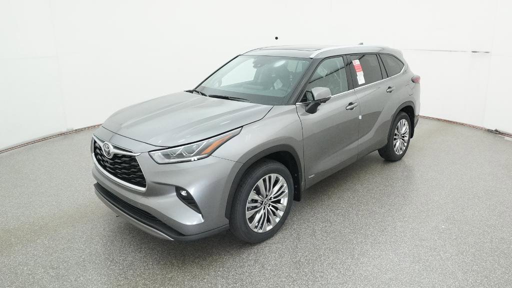 New 2026 Toyota Highlander Platinum image 23