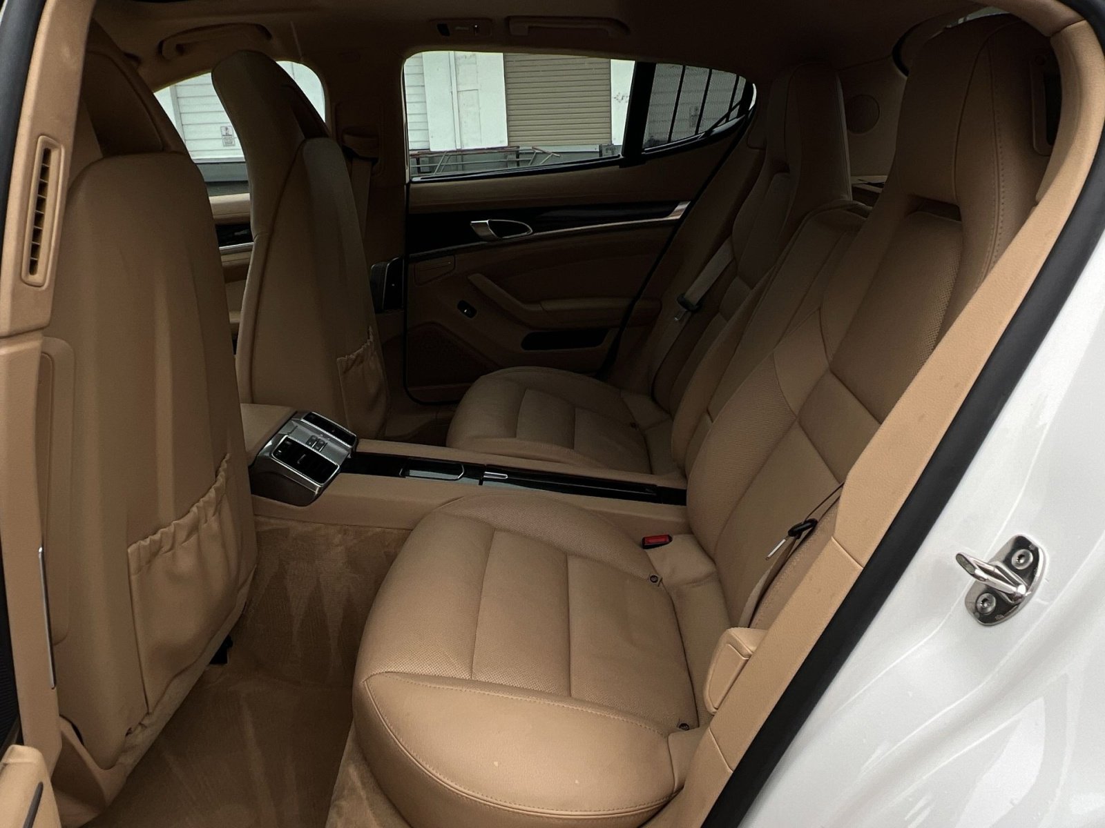 Used 2011 Porsche Panamera RWD image 39