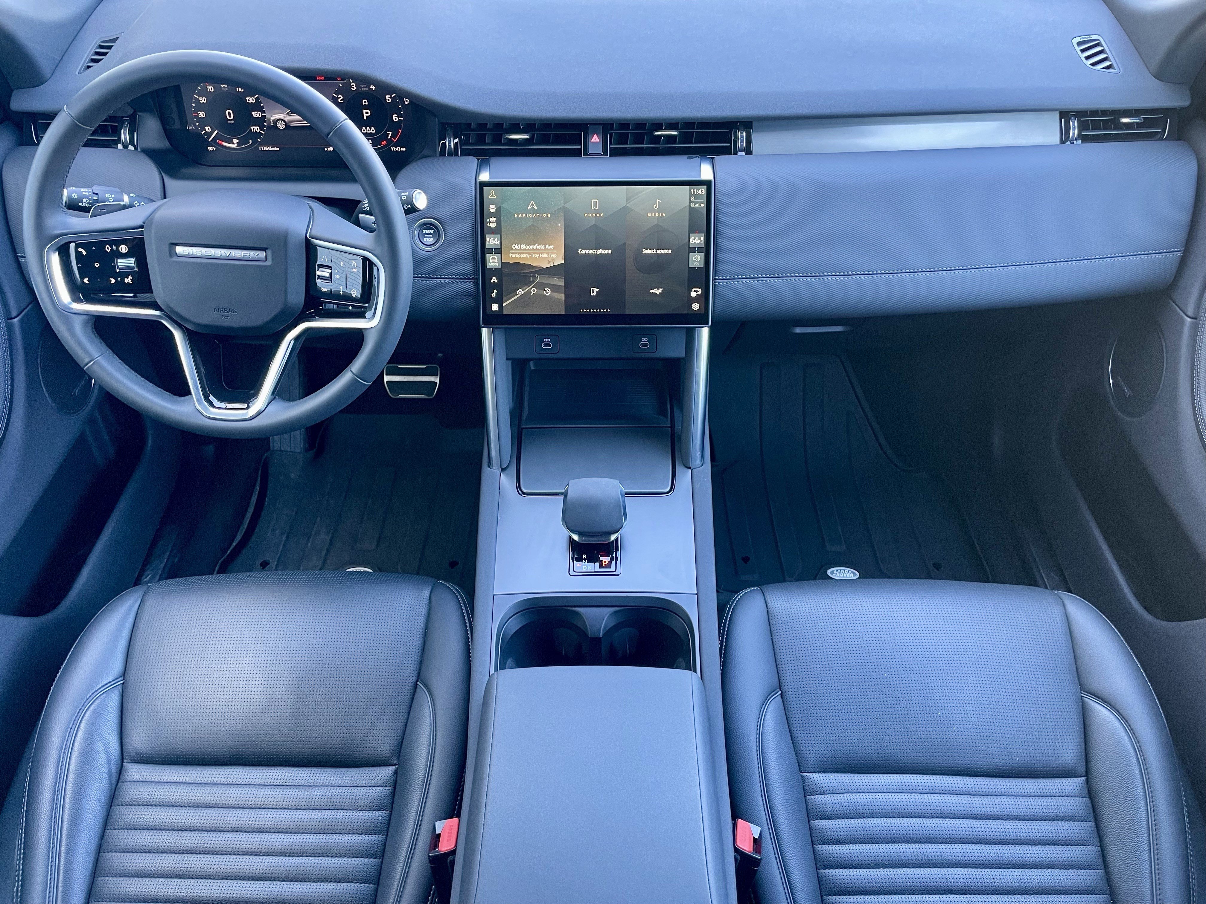 Certified 2024 Land Rover Discovery Sport Dynamic SE image 16