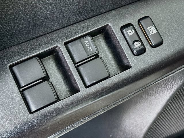 Used 2018 Toyota RAV4 XLE w/ Plus Extra Value Package AWD/4WD image 19