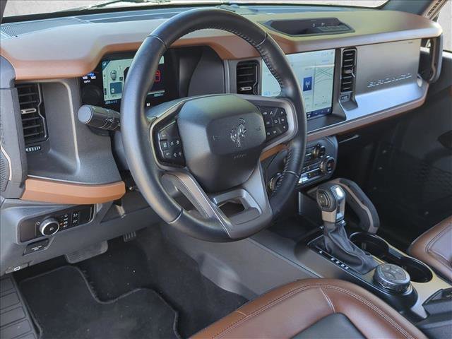 Used 2024 Ford Bronco Outer Banks image 9