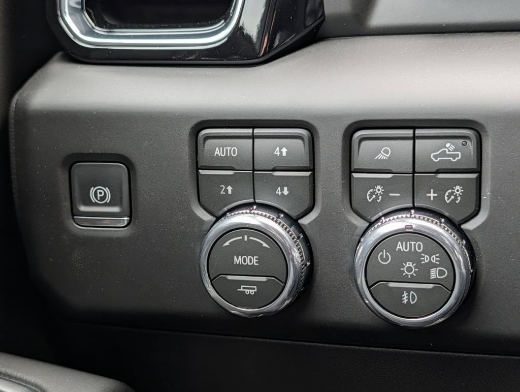 New 2026 GMC Sierra 1500 Denali w/ Denali Reserve Package AWD/4WD image 50