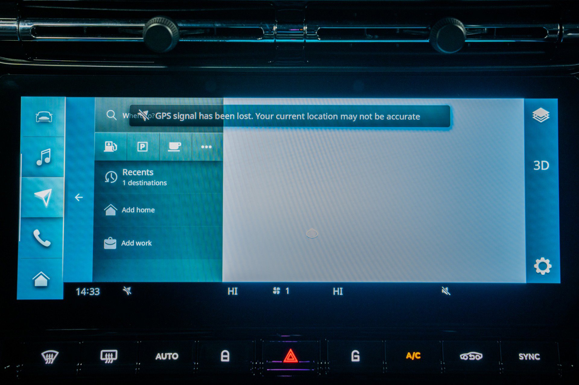 Used 2024 Aston Martin DB12 Coupe image 25