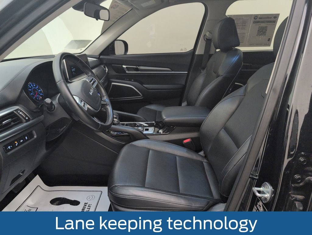 Used 2022 Kia Telluride S FWD image 4