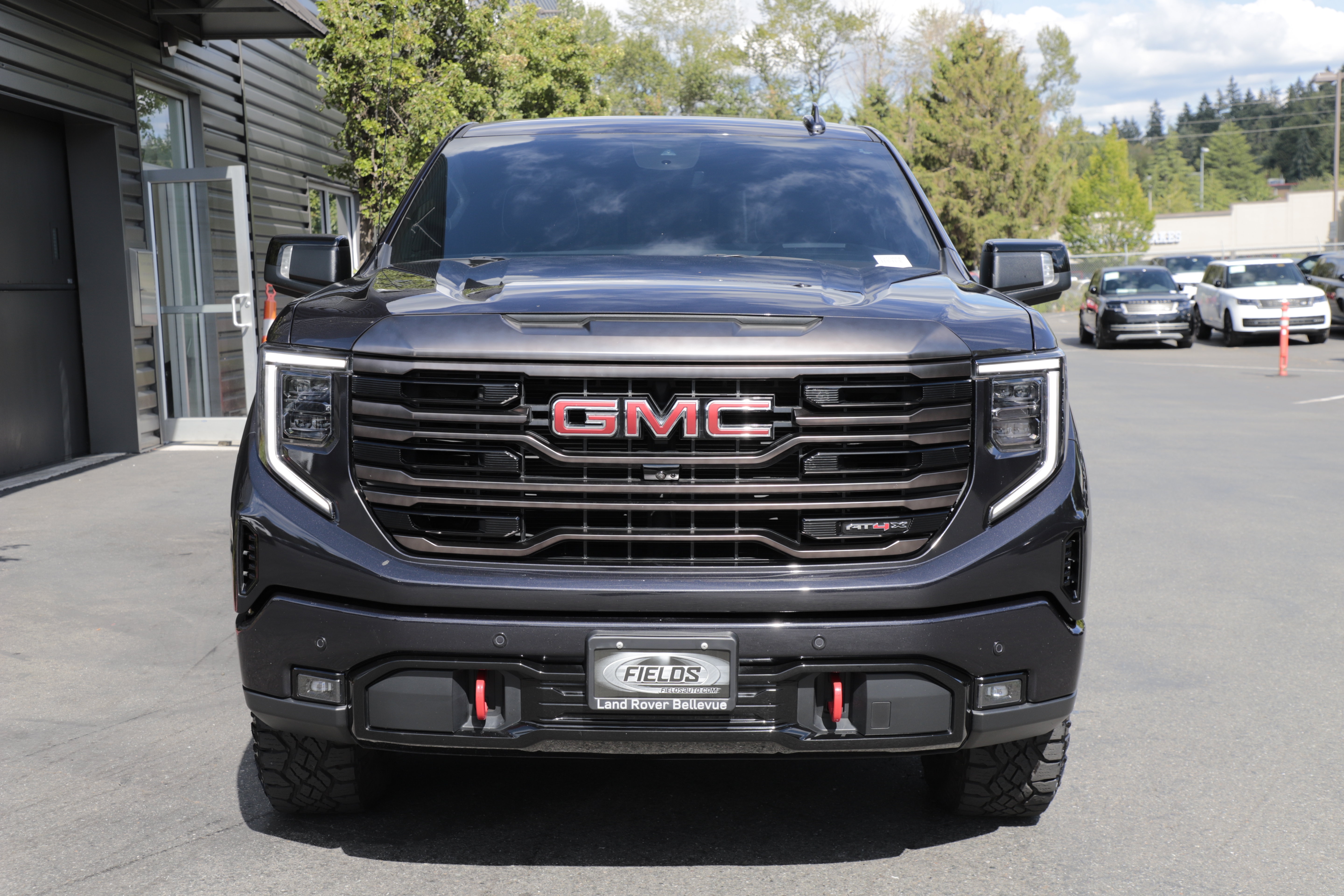 Used 2022 GMC Sierra 1500 AT4X AWD/4WD image 4