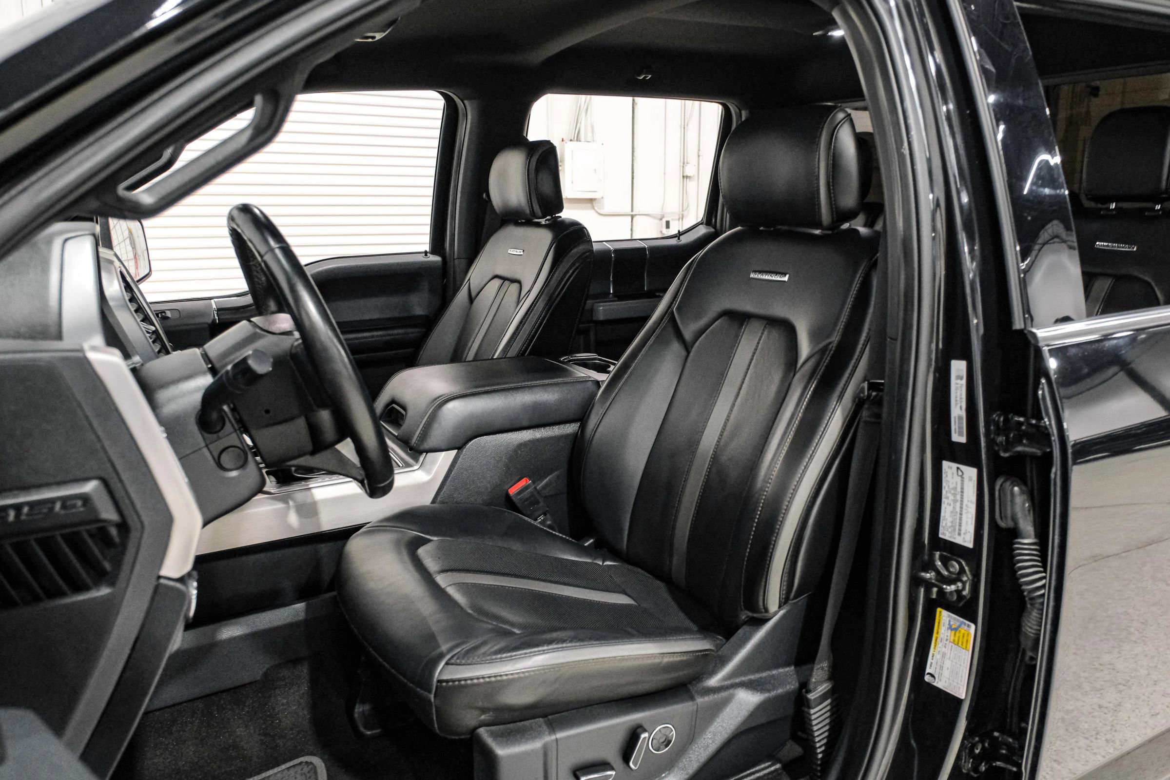 Used 2020 Ford F150 Platinum image 34