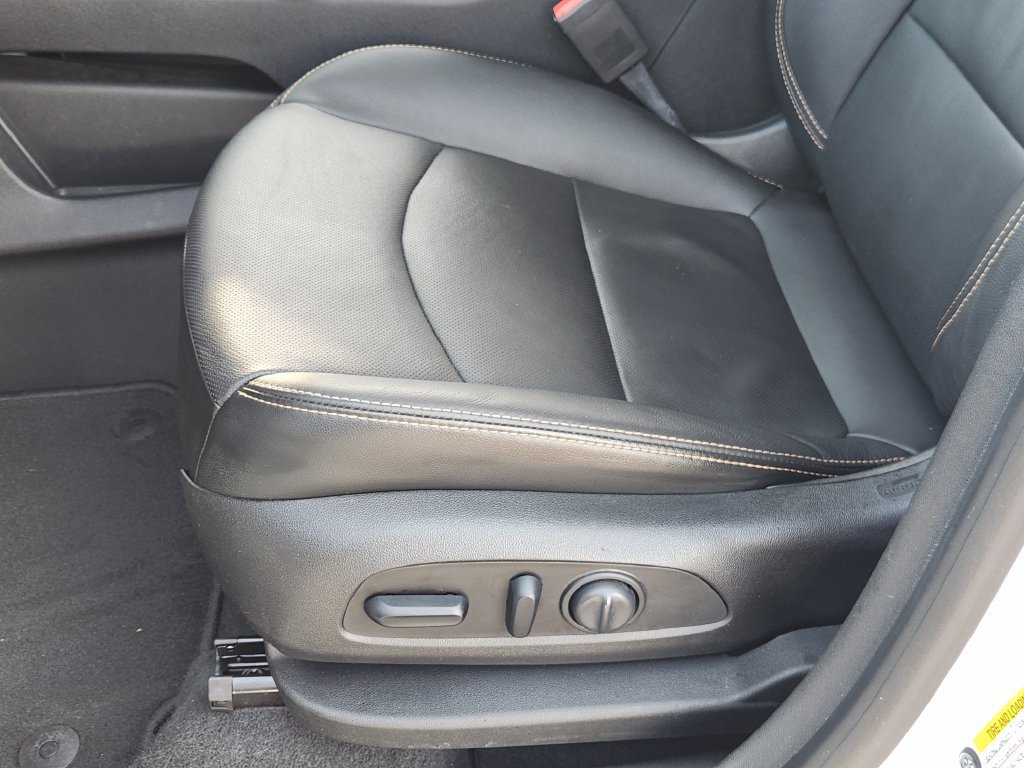 Used 2019 GMC Terrain SLT w/ Preferred Package FWD image 22