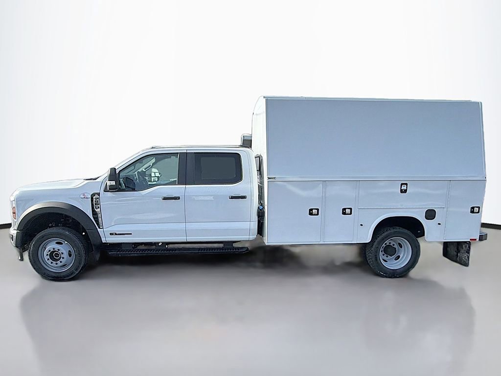 New 2026 Ford F550 4x4 Crew Cab image 9