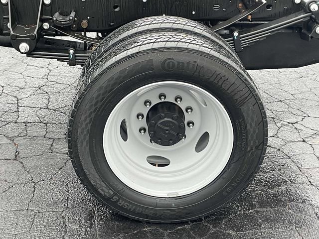 New 2026 Ford F550 4x4 Regular Cab Super Duty image 21