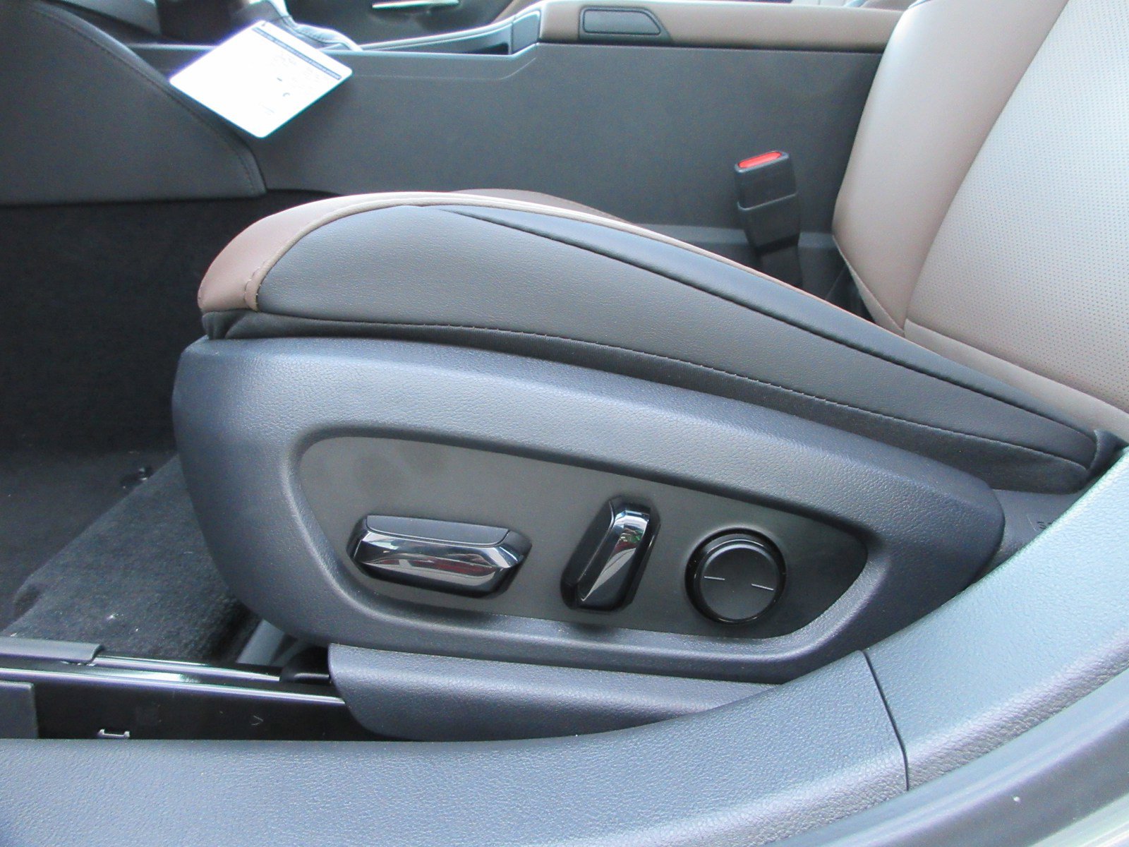 New 2025 Lexus ES 350 image 29