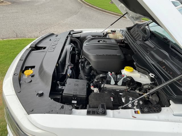 Used 2025 RAM 1500 Laramie AWD/4WD image 31