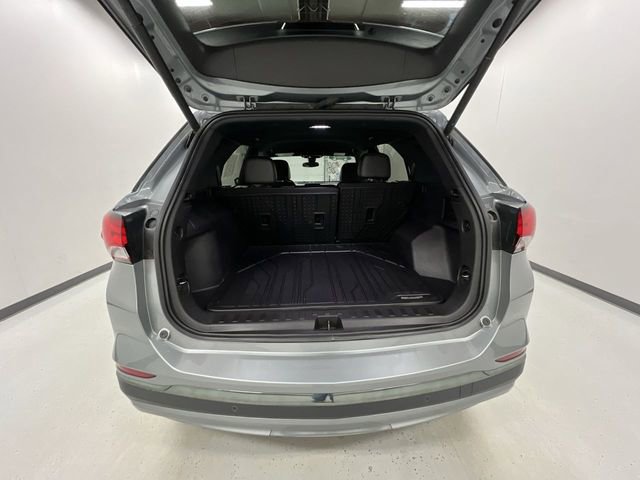 Certified 2023 Chevrolet Equinox RS AWD/4WD image 24