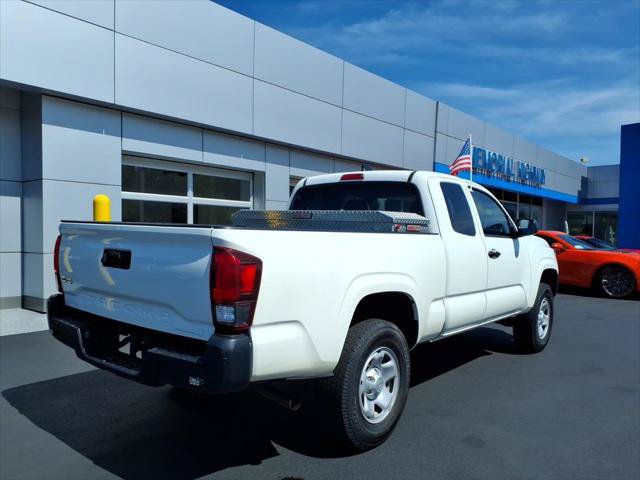 Used 2022 Toyota Tacoma SR AWD/4WD image 7