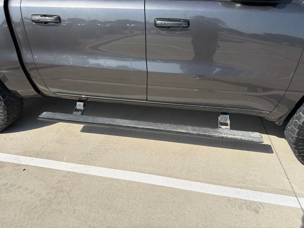 Used 2024 RAM 1500 Laramie AWD/4WD image 22