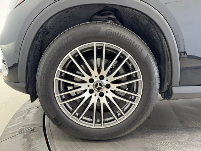Used 2024 Mercedes-Benz GLC 300 4MATIC image 10