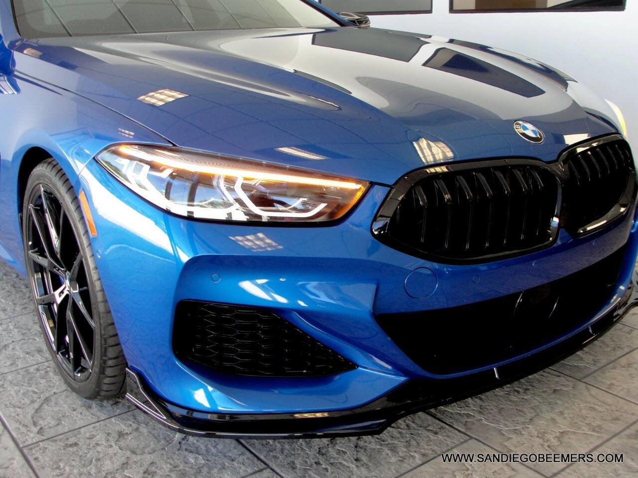 Used 2020 BMW 840i Coupe w/ M Sport Package image 32