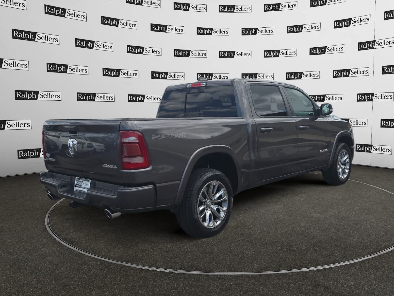 Used 2021 RAM 1500 Laramie w/ Sport Appearance Package AWD/4WD image 6