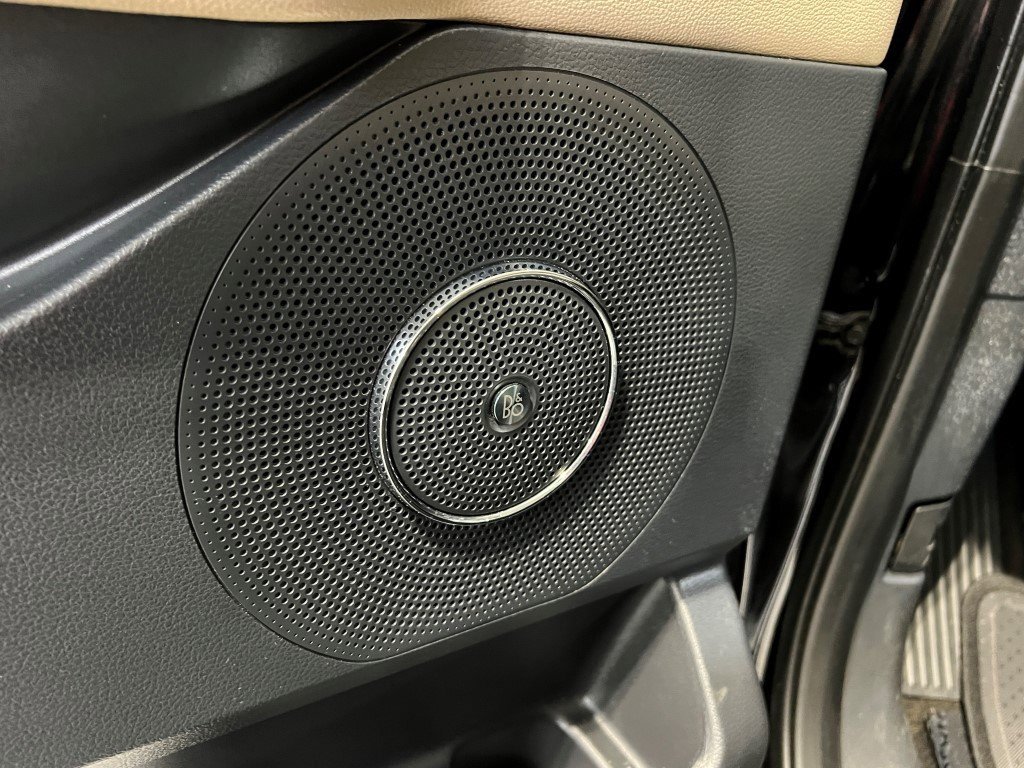 Used 2022 Ford Expedition Max Limited image 31