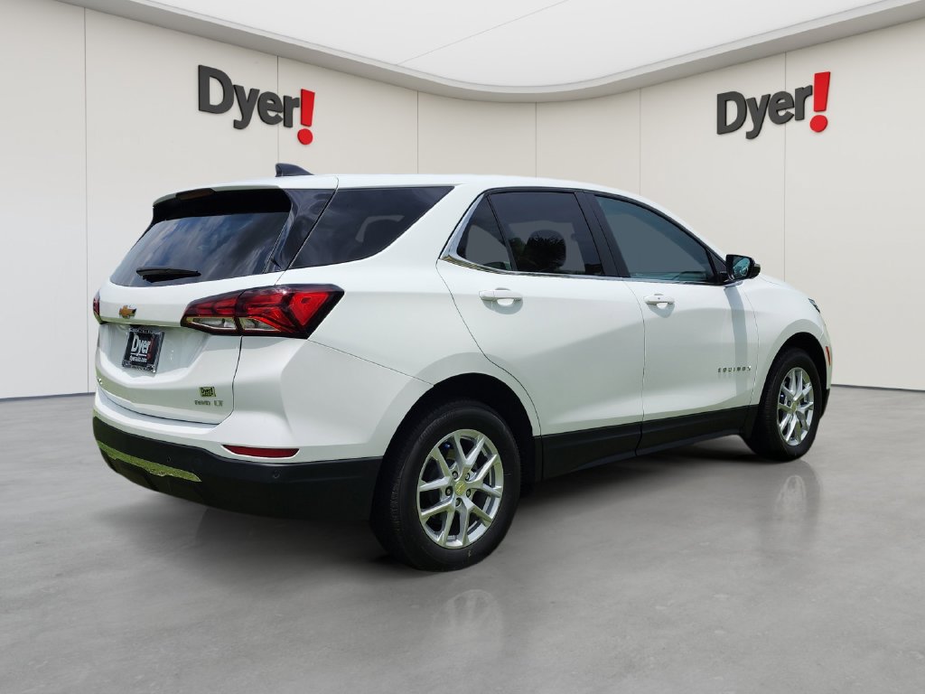 Used 2024 Chevrolet Equinox LT AWD/4WD image 3