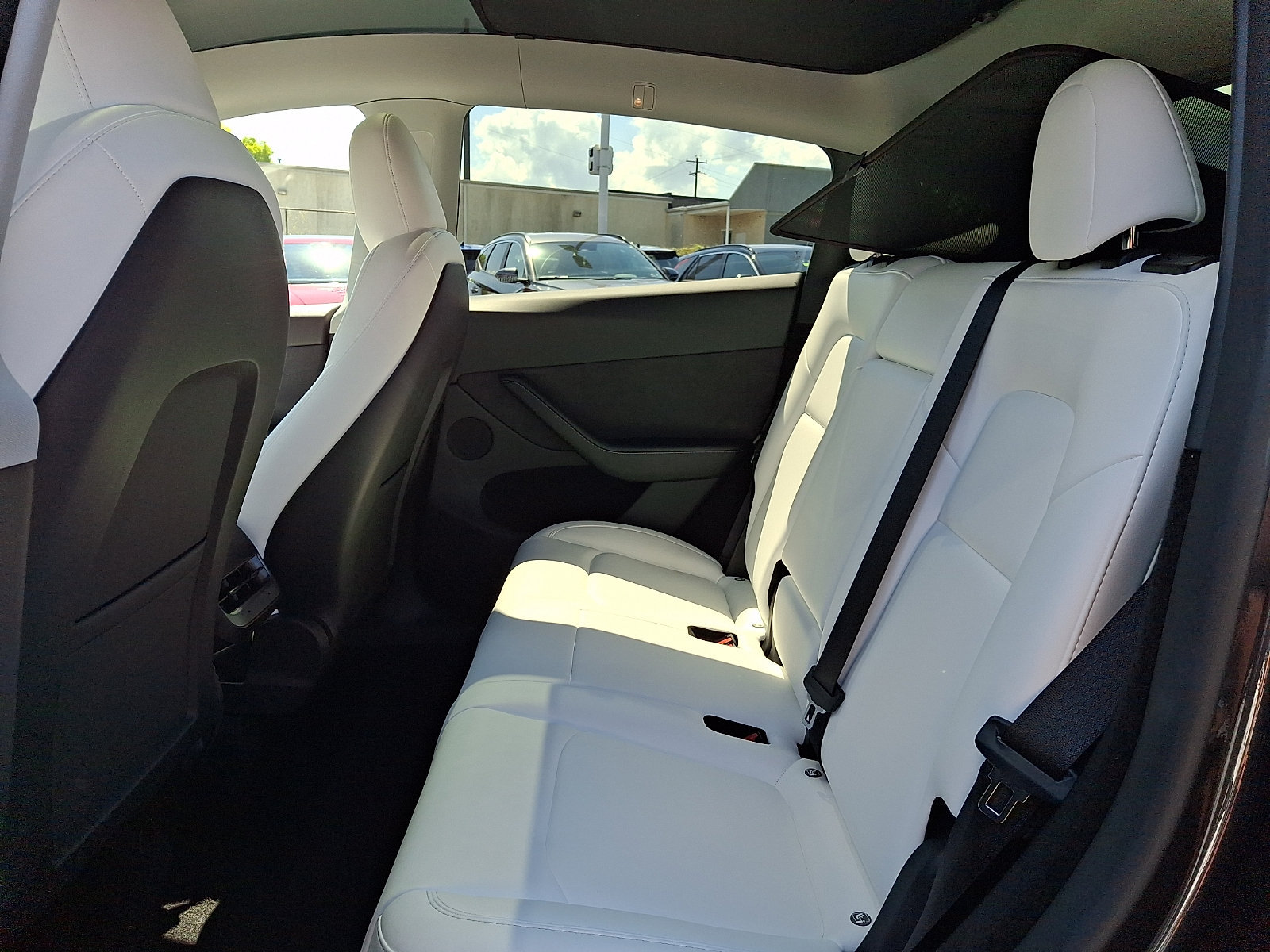 Used 2024 Tesla Model Y Long Range AWD/4WD image 10
