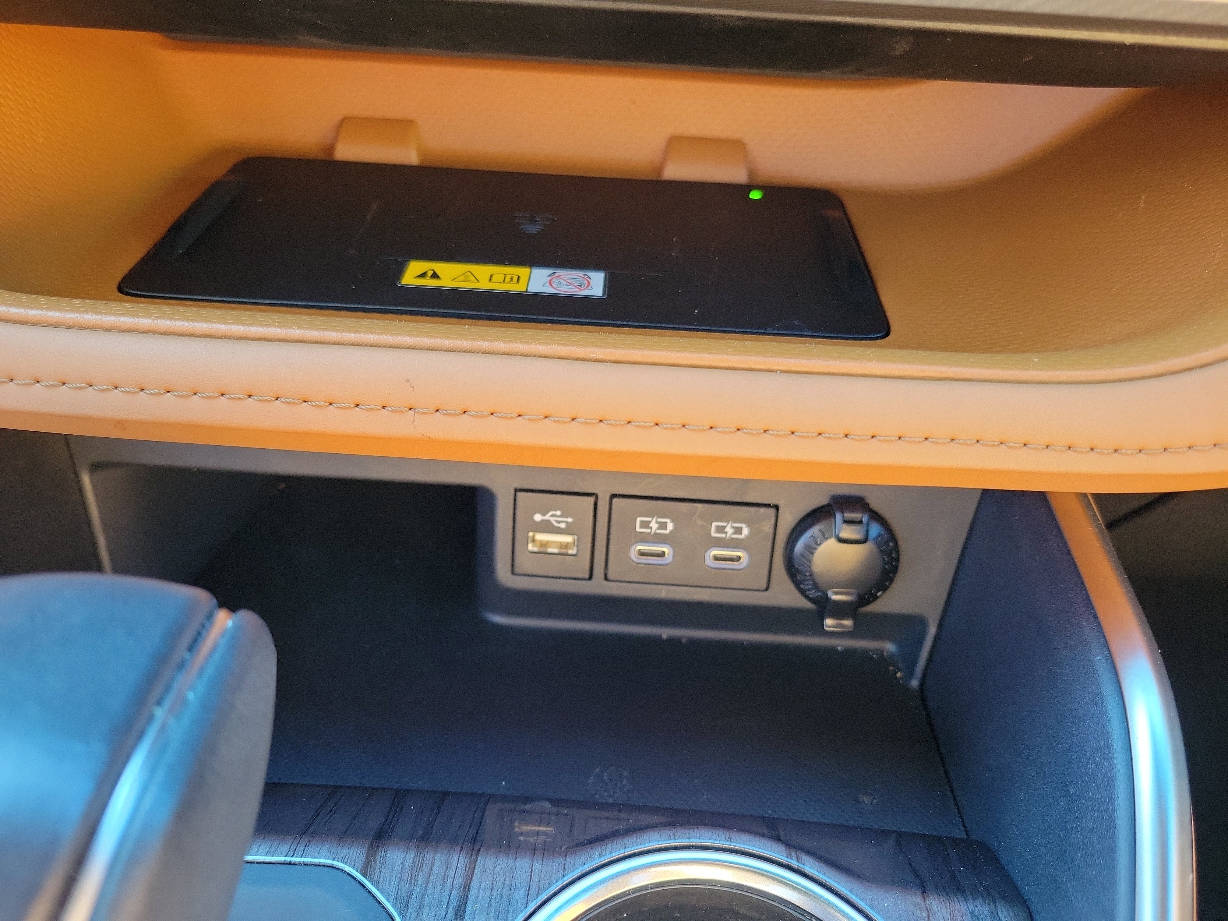 Certified 2025 Toyota Highlander Platinum image 35