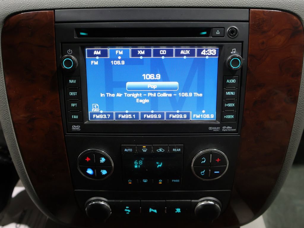 Used 2011 Chevrolet Tahoe LTZ image 29