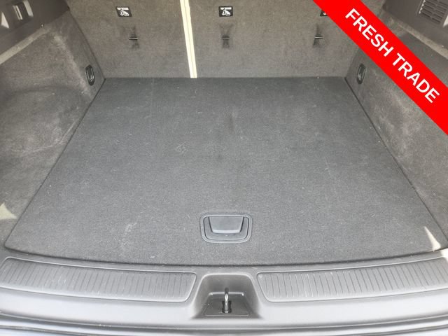 Used 2022 Buick Envision Avenir w/ Technology Package II FWD image 33