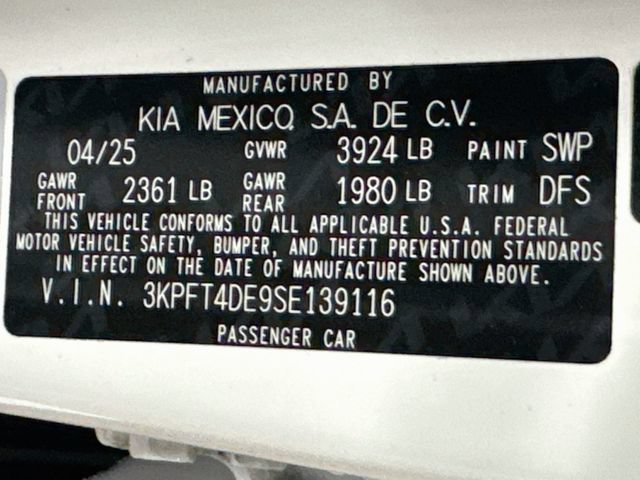 Used 2025 Kia K4 FWD image 30