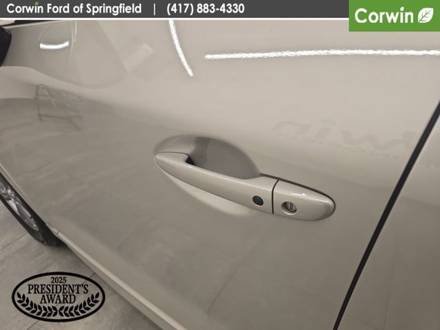 Used 2025 MAZDA CX-5 AWD 2.5 S w/ Preferred Package image 19