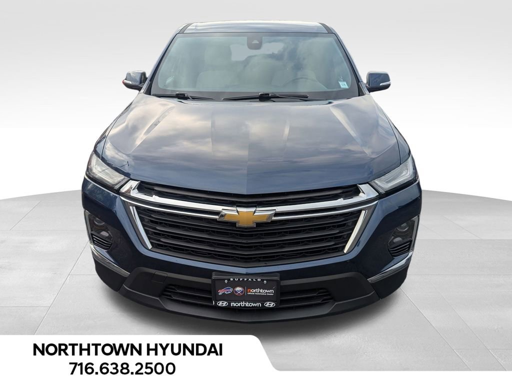 Used 2023 Chevrolet Traverse LS w/ Safety Package image 10