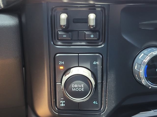 Used 2026 Ford F250 Lariat AWD/4WD image 29