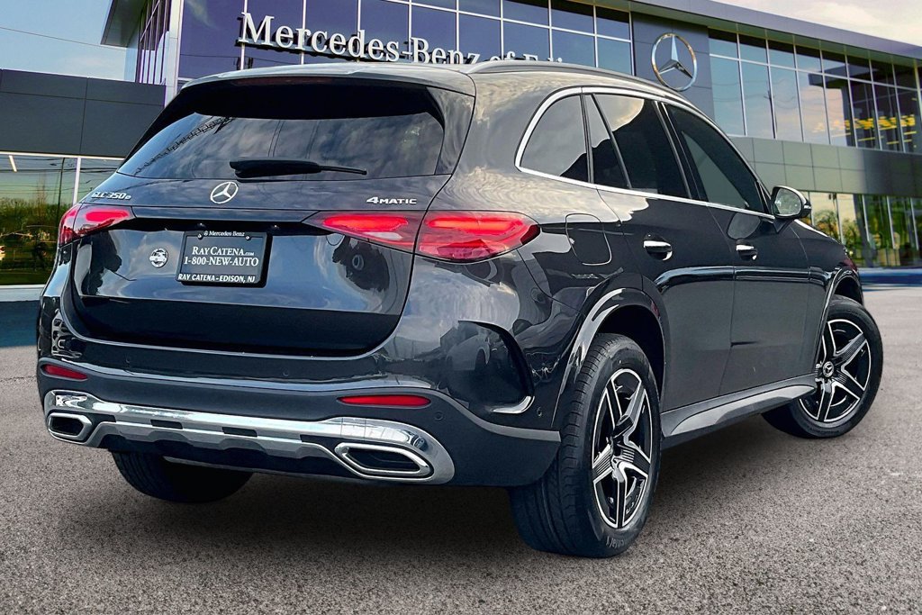 Certified 2025 Mercedes-Benz GLC 350e 4MATIC image 10