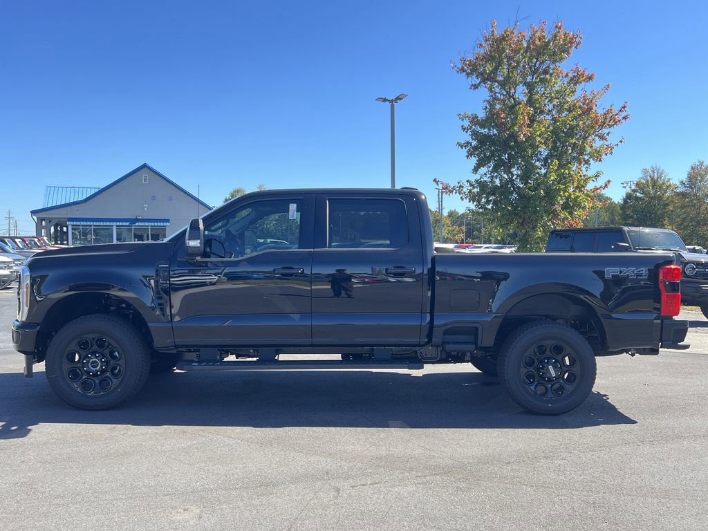 New 2026 Ford F250 Lariat image 32
