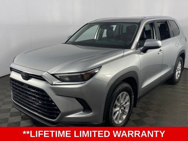 Used 2025 Toyota Grand Highlander FWD image 3