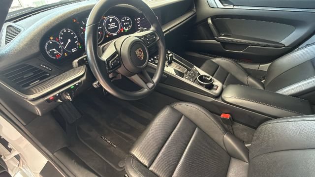 Used 2024 Porsche 911 Carrera RWD image 10