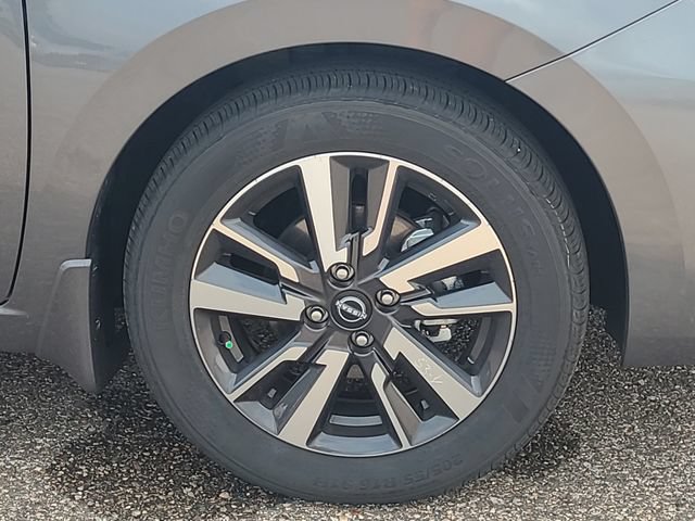 New 2025 Nissan Versa SV w/ Trunk Package FWD image 9