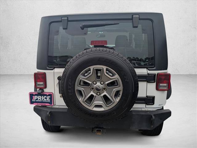 Used 2014 Jeep Wrangler Rubicon w/ Power Convenience Group AWD/4WD image 4