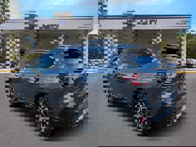 Used 2021 Subaru Outback Touring XT image 3