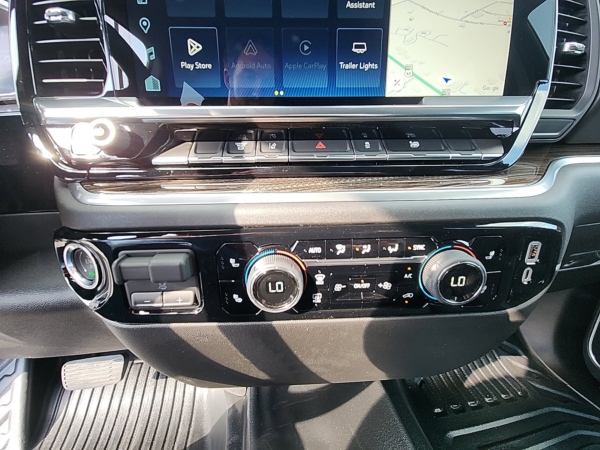 New 2026 Chevrolet Silverado 3500 LT w/ Convenience Package image 22