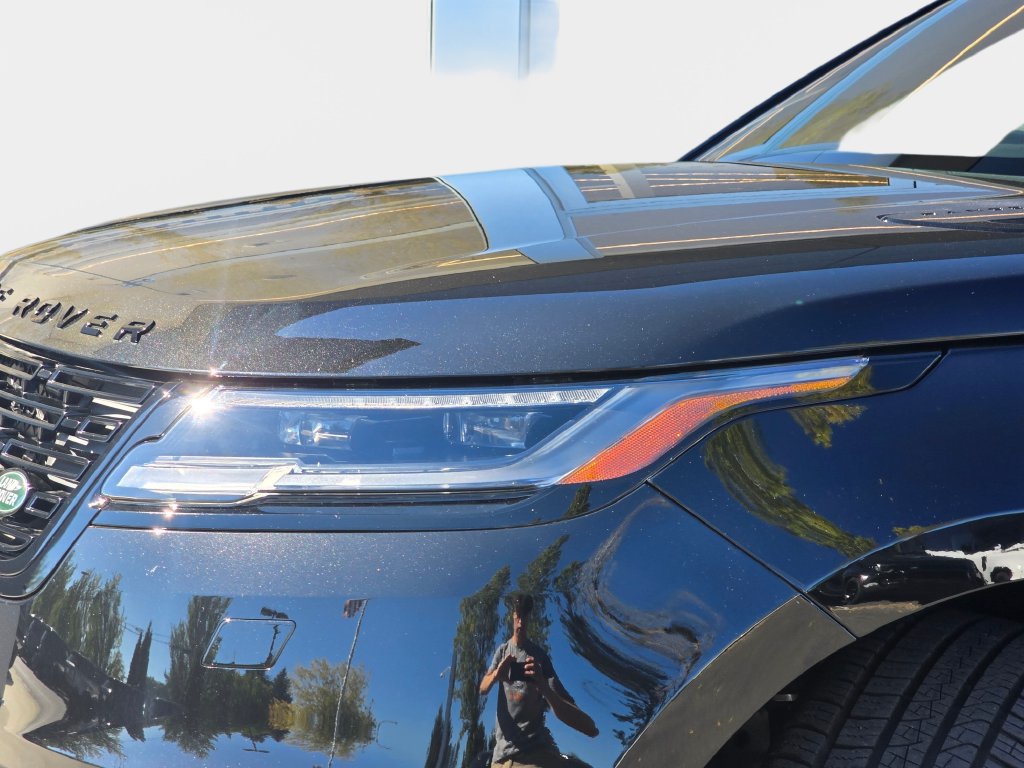 New 2026 Land Rover Range Rover Velar Belgravia AWD/4WD image 32