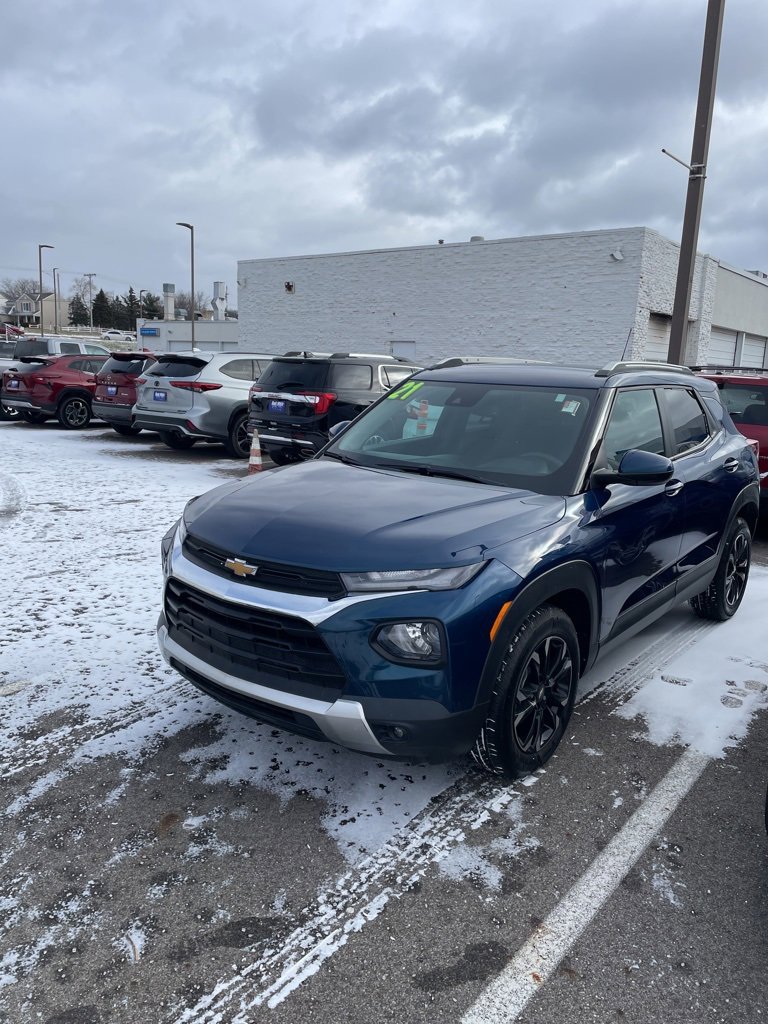 Used 2021 Chevrolet TrailBlazer LT w/ Convenience Package image 8