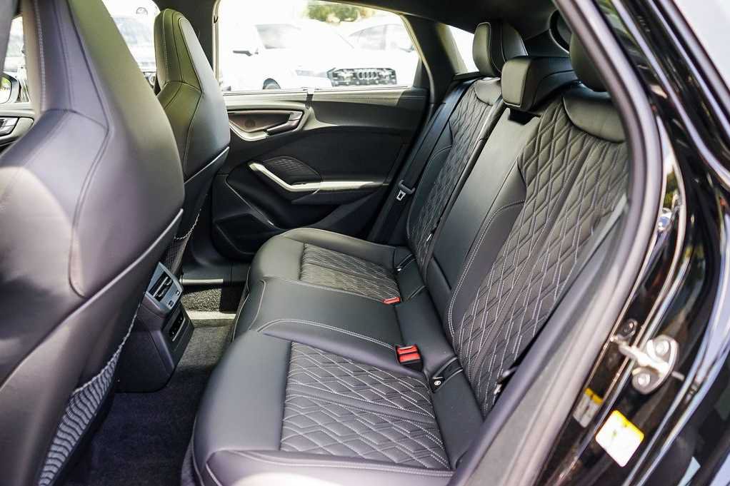 Used 2025 Audi S5 Prestige w/ Prestige Package AWD/4WD image 19