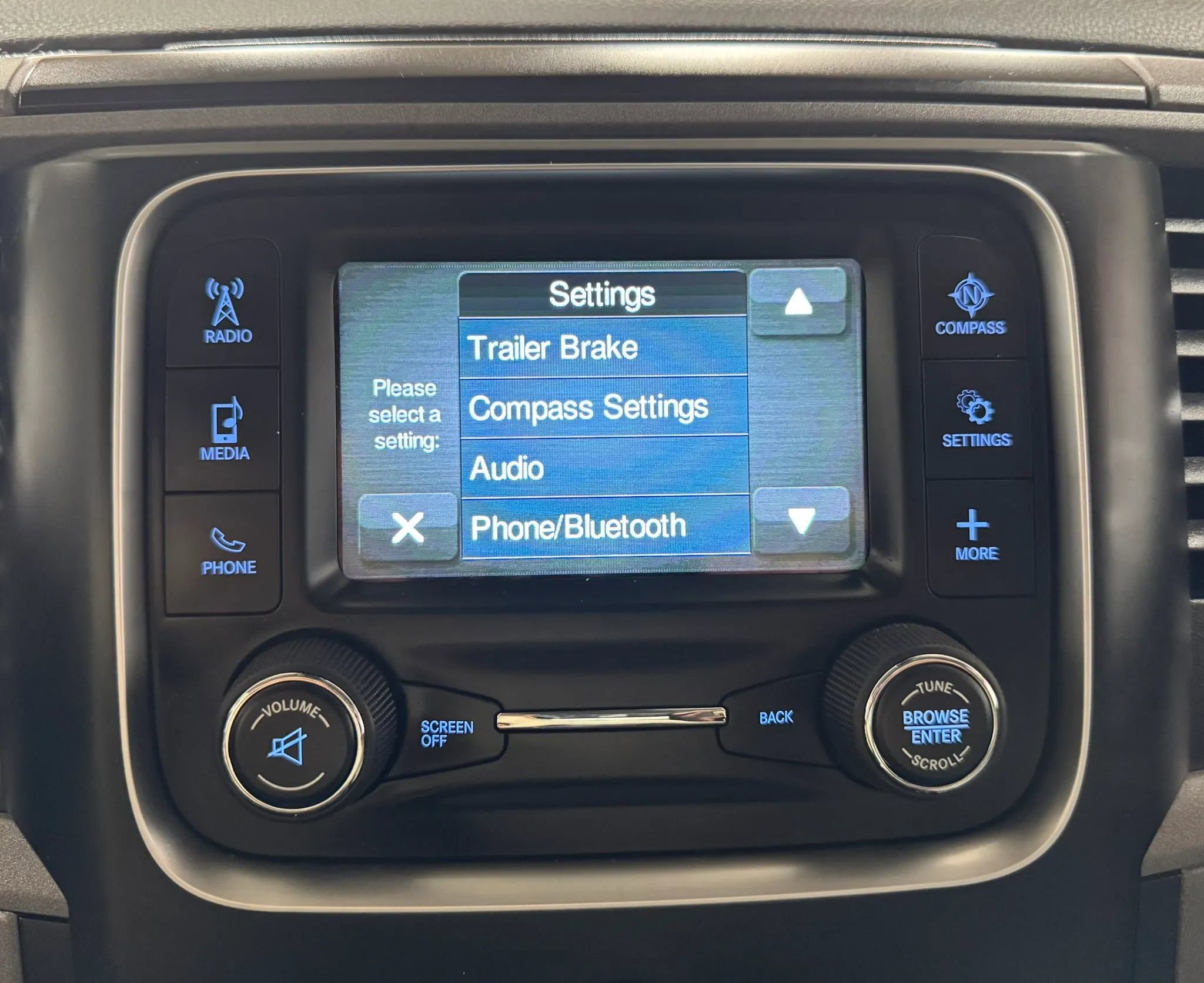 Used 2018 RAM 1500 Express w/ Express Value Package AWD/4WD image 21