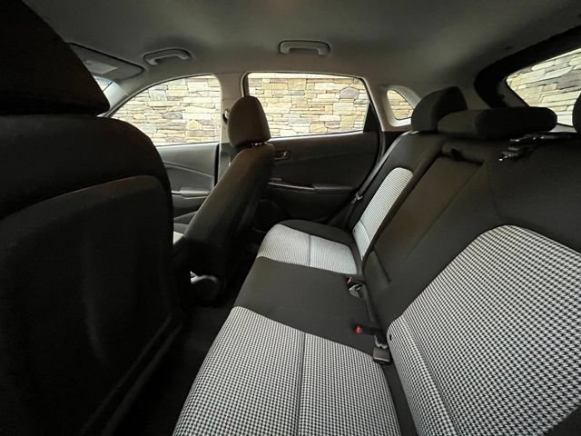 Used 2022 Hyundai Kona SE AWD/4WD image 29