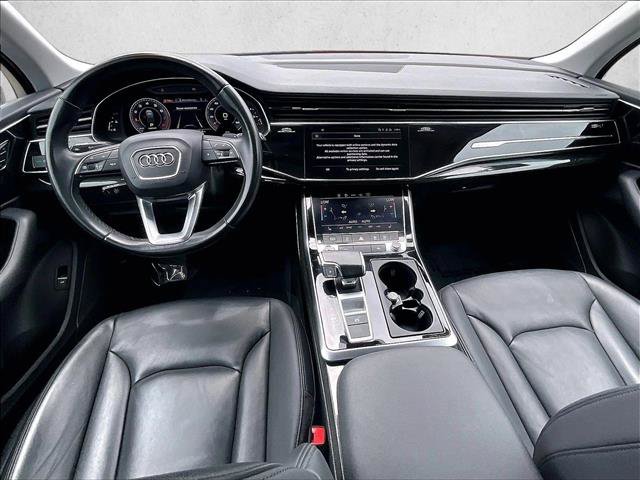 Used 2022 Audi Q7 2.0T Premium w/ Convenience Package AWD/4WD image 16