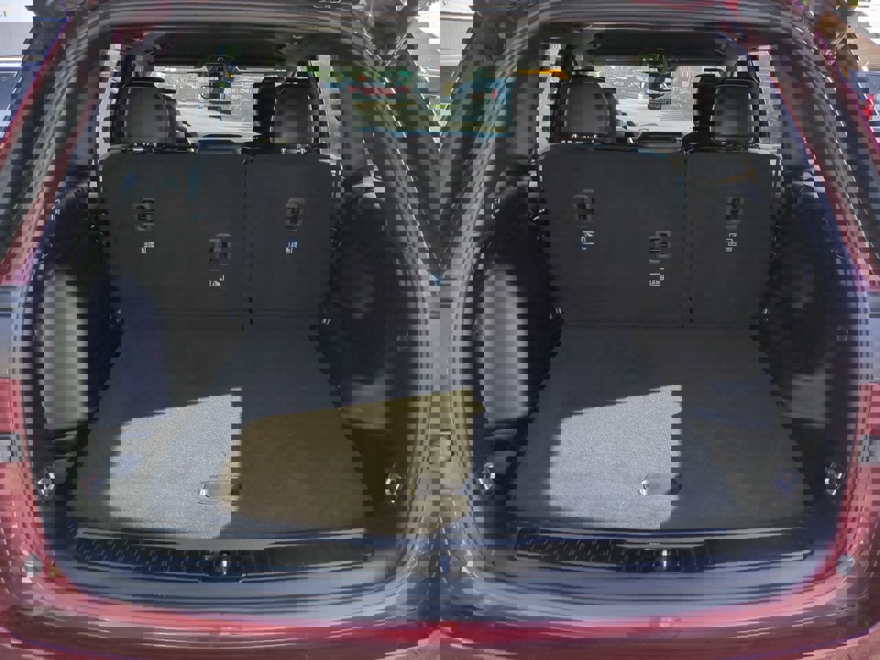 Used 2024 Jeep Grand Cherokee Altitude image 13