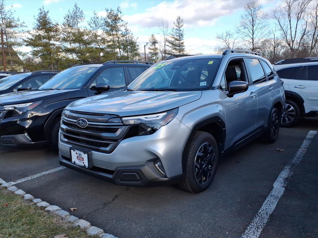 Certified 2025 Subaru Forester Premium image 3