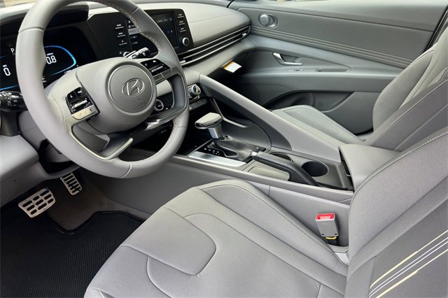 New 2026 Hyundai Elantra Sport image 10